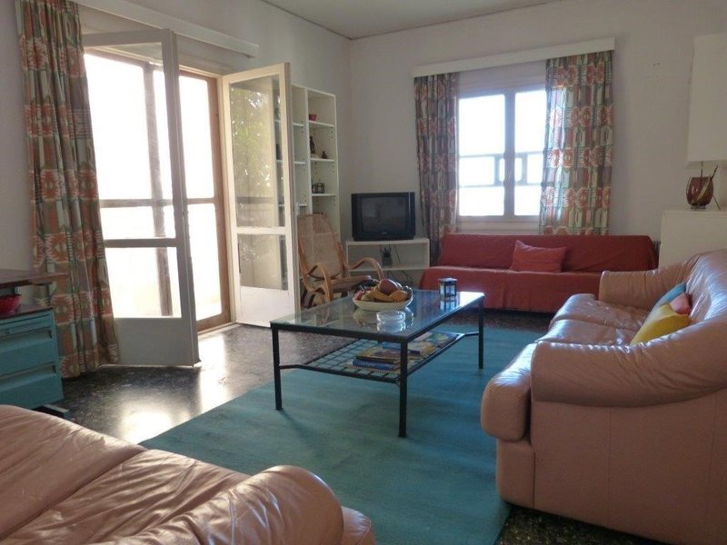 4 Bedroom Flat in Hersonissos RE0323 267404