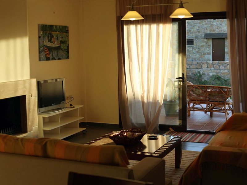 4 Bedroom Villa in Elani RE0338 267458