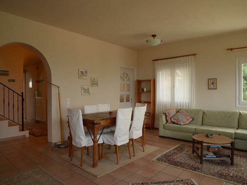 4 Bedroom Villa in Kastellanoi Mesis RE0110 267460