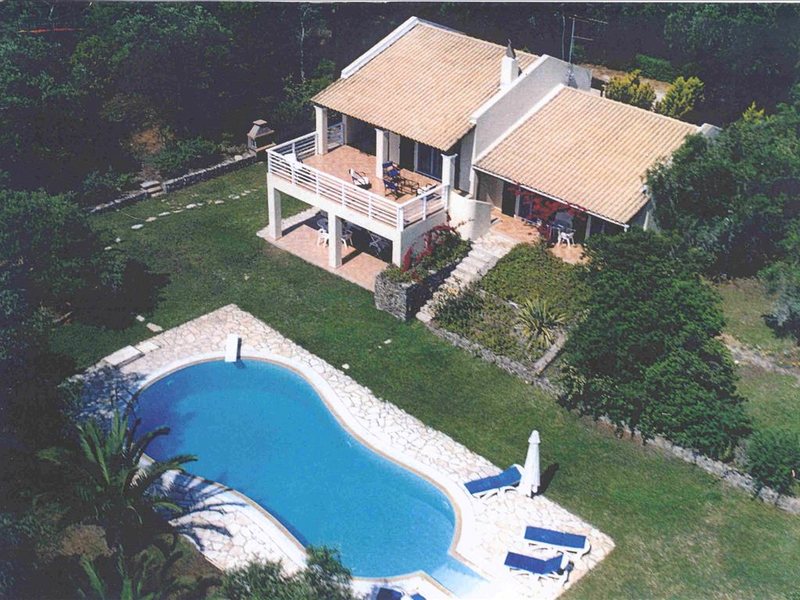 4 Bedroom Villa in Kato Korakiana RE0658 267477