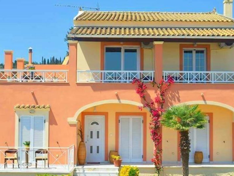 4 Bedroom Villa in Kontokali RE0425 267481