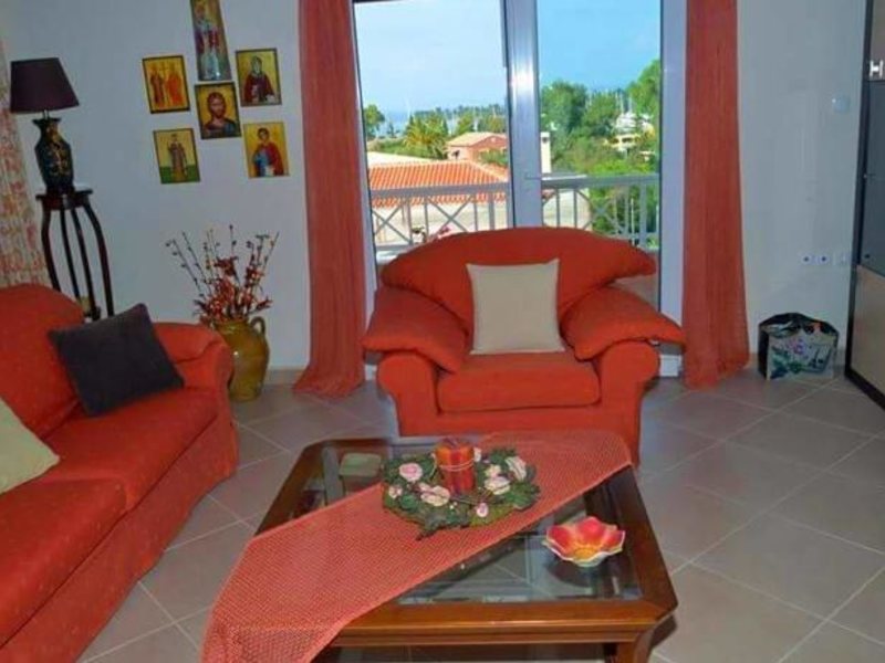4 Bedroom Villa in Kontokali RE0425 267486