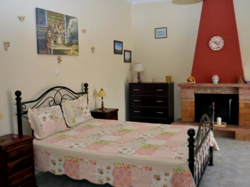 4 Bedroom Villa in Kontokali RE0425 267489