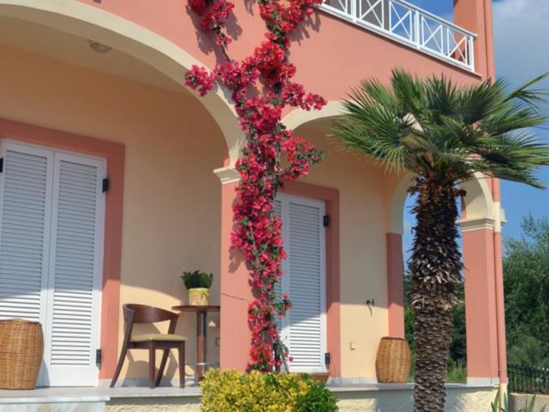 4 Bedroom Villa in Kontokali RE0425 267492