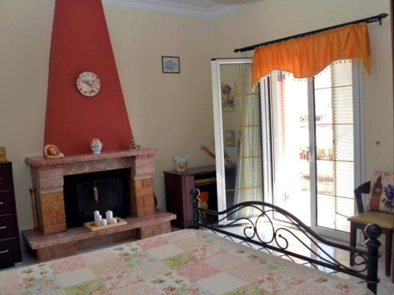 4 Bedroom Villa in Kontokali RE0425 267495