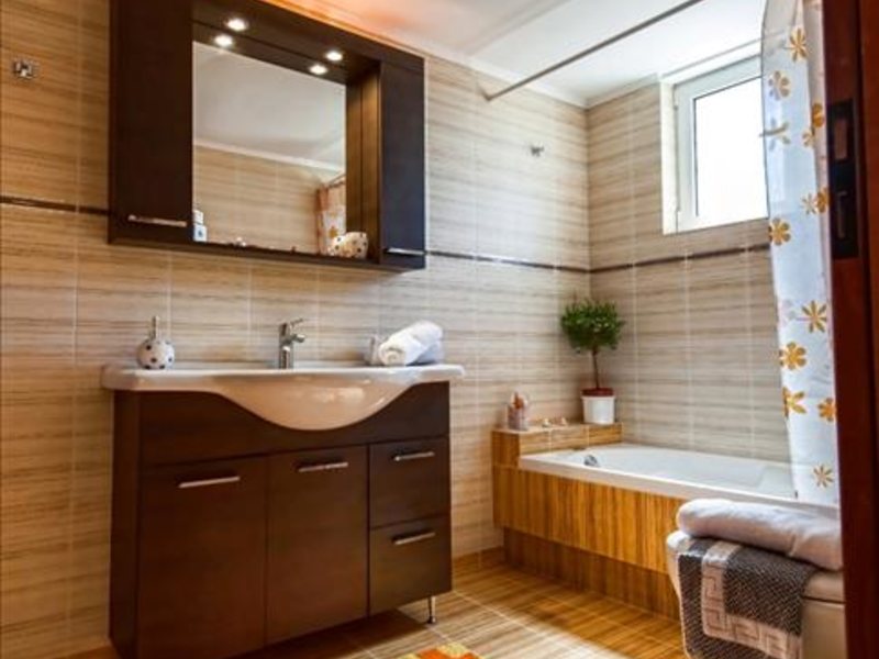 4 Bedroom Villa in Rethimno RE0290 267530