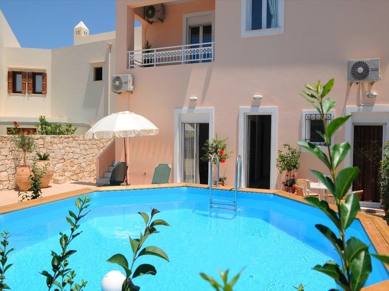 4 Bedroom Villa in Rethimno RE0290 267534