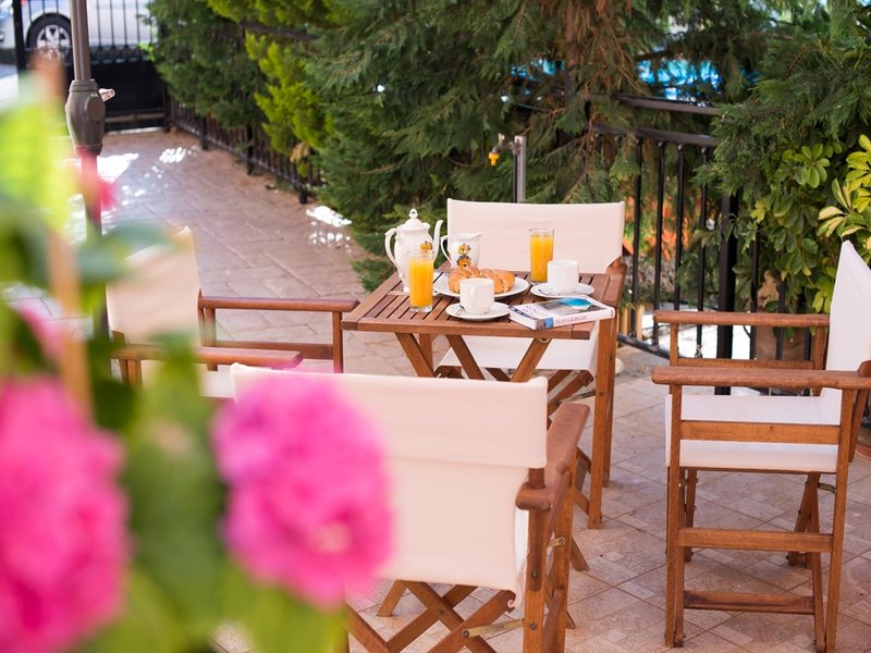 4 Bedroom Villa in Rethimno RE0761 267557