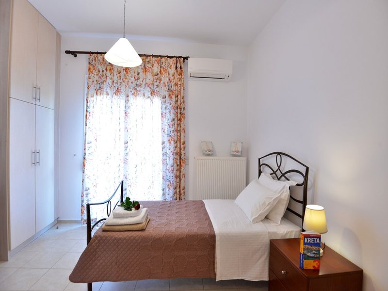 4 Bedroom Villa in Rethimno RE0761 267559