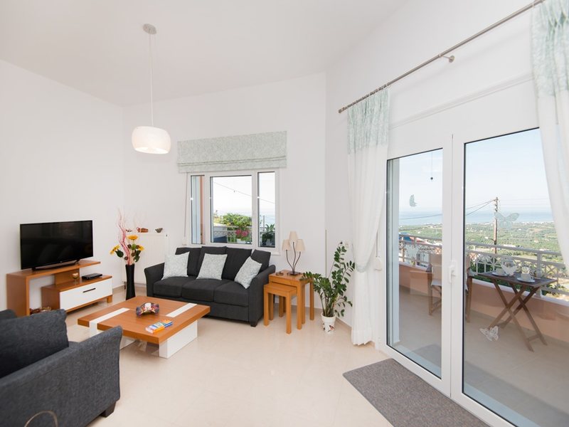 4 Bedroom Villa in Rethimno RE0761 267565