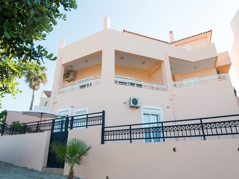 4 Bedroom Villa in Rethimno RE0761 267566