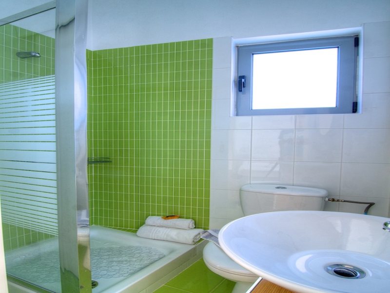 5 Bedroom Villa in Adele RE0459 Rent-Villa 256205