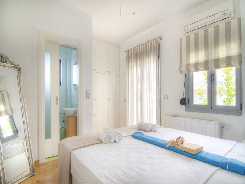 5 Bedroom Villa in Adele RE0459 Rent-Villa 256208