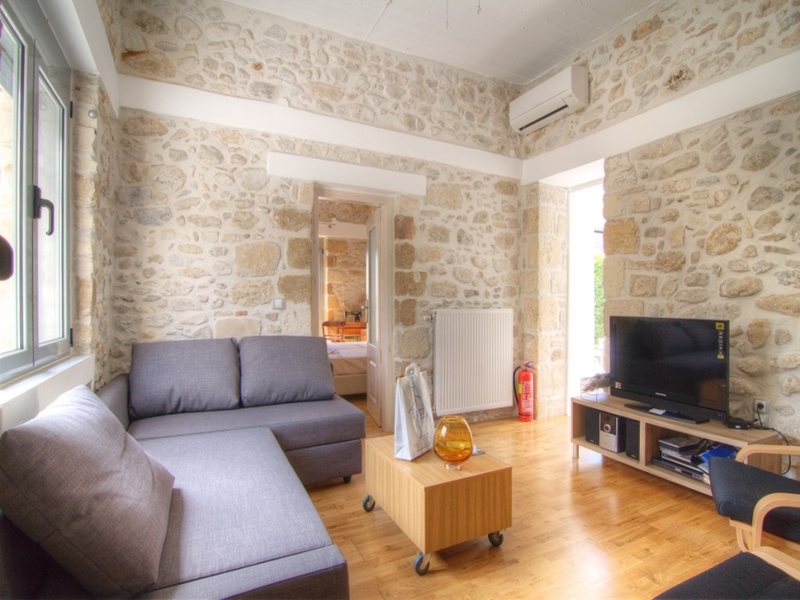 5 Bedroom Villa in Adele RE0459 Rent-Villa 256217