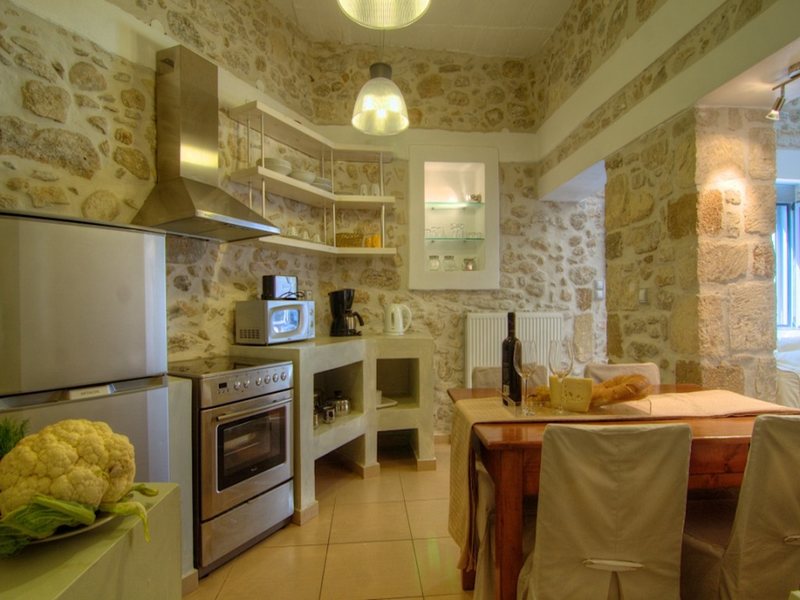 5 Bedroom Villa in Adele RE0459 Rent-Villa 256218