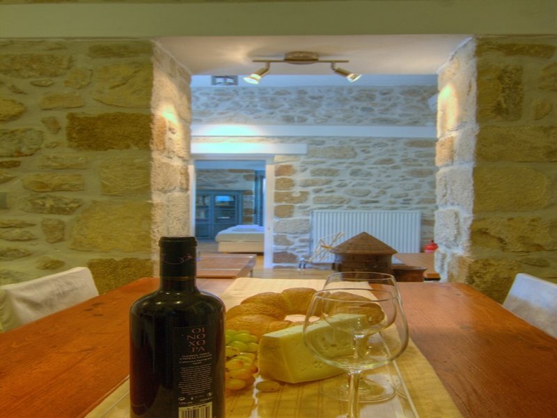 5 Bedroom Villa in Adele RE0459 Rent-Villa 256219