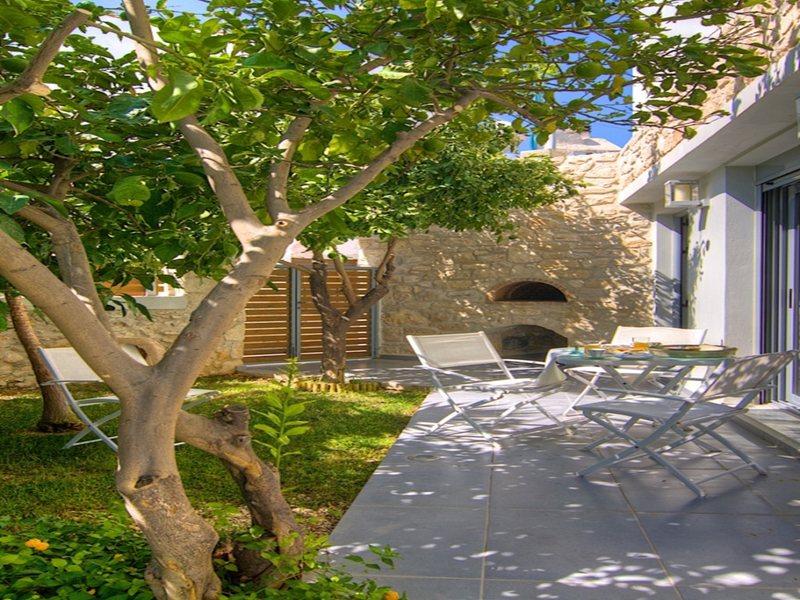 5 Bedroom Villa in Adele RE0459 Rent-Villa 256230