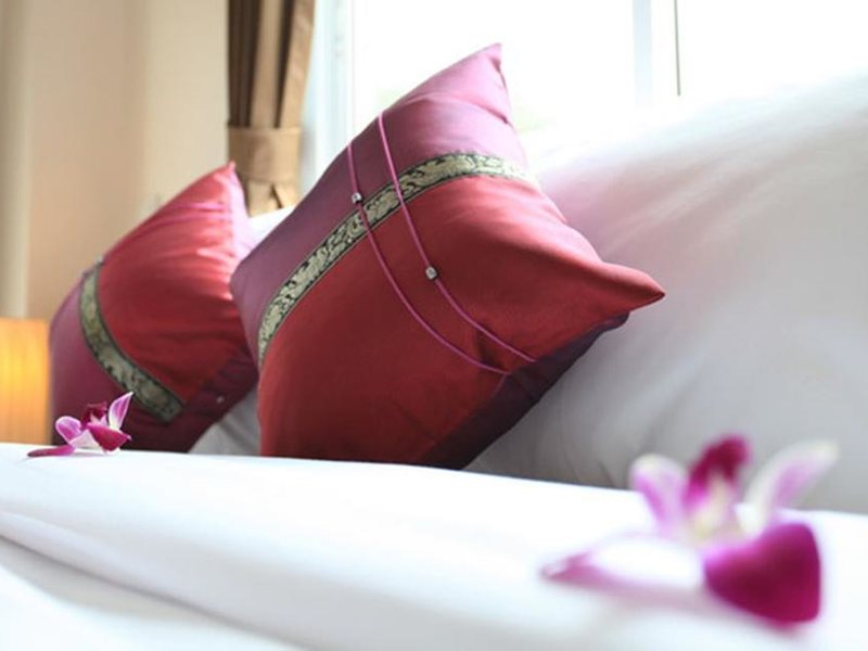 88 Hotel Patong 220806