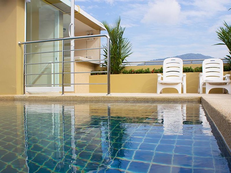 88 Hotel Patong 220810