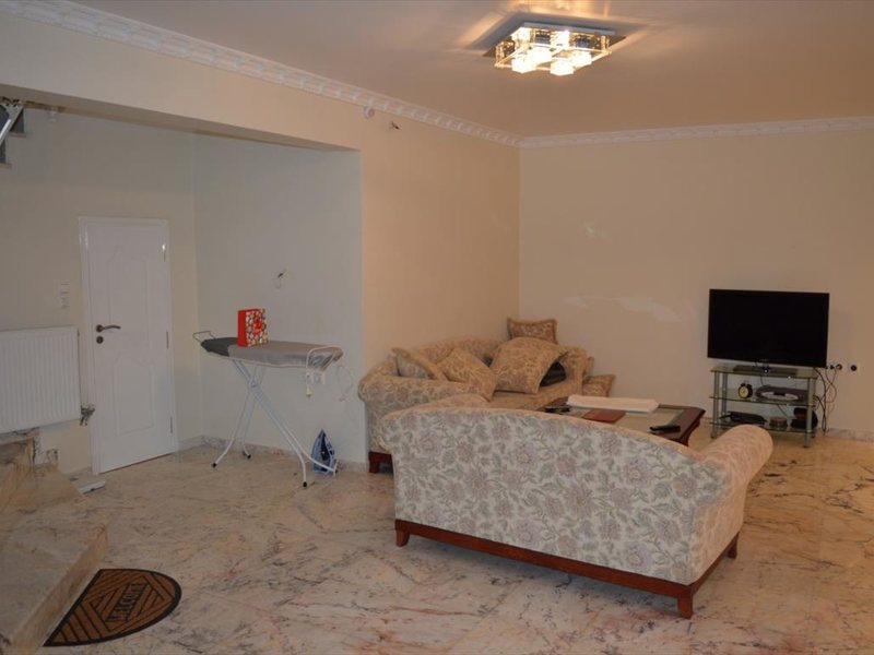 8 bedroom Villa in Anavyssos RE0843 Rent-Villa 256236