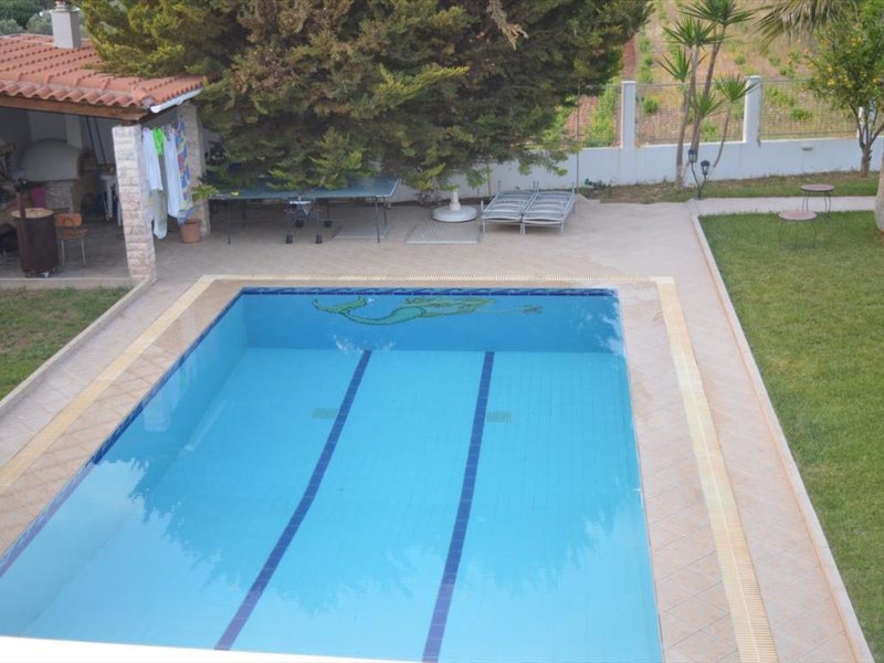 8 bedroom Villa in Anavyssos RE0843 Rent-Villa 256244