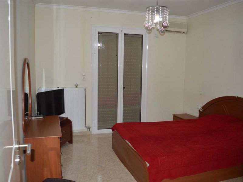 8 bedroom Villa in Anavyssos RE0843 Rent-Villa 256245