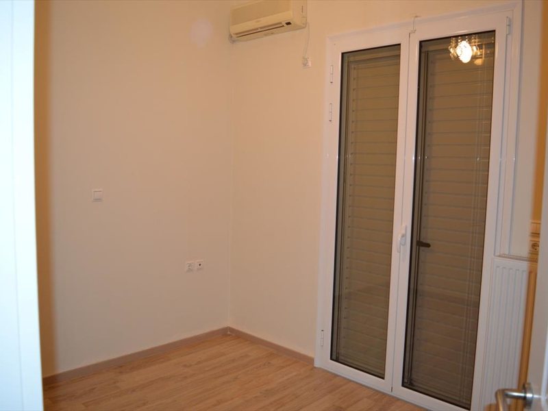 8 bedroom Villa in Anavyssos RE0843 Rent-Villa 256249