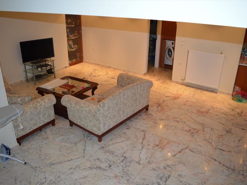 8 bedroom Villa in Anavyssos RE0843 Rent-Villa 256251