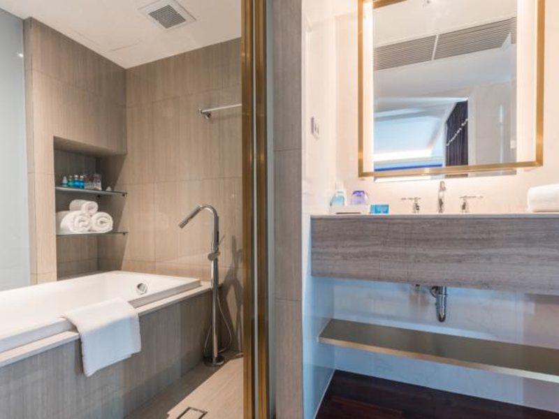 A-One The Royal Cruise Hotel 147916