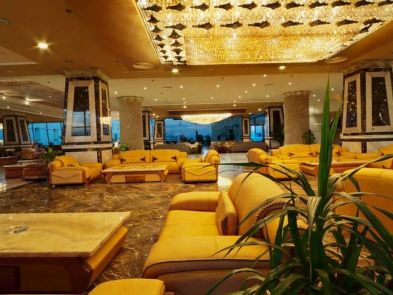 AMC Royal Hotel 121590