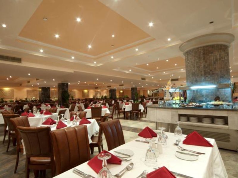 AMC Royal Hotel 121595