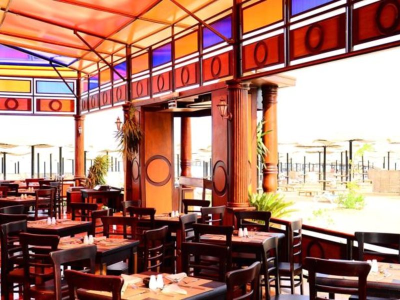 AMC Royal Hotel 121599