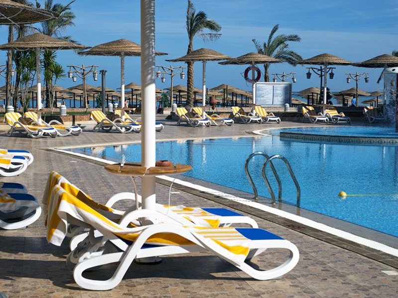 AMC Royal Hotel 27221