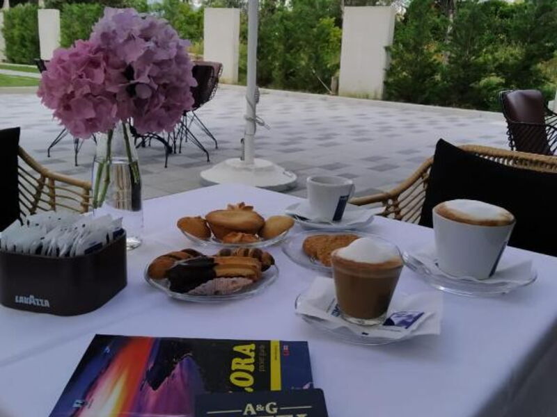 A and G Hotel 326711