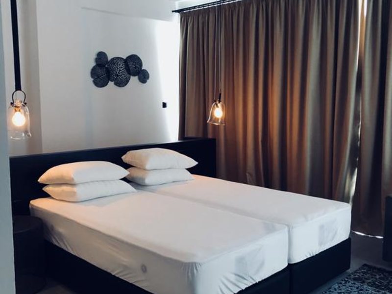 Abacus Suites  271901