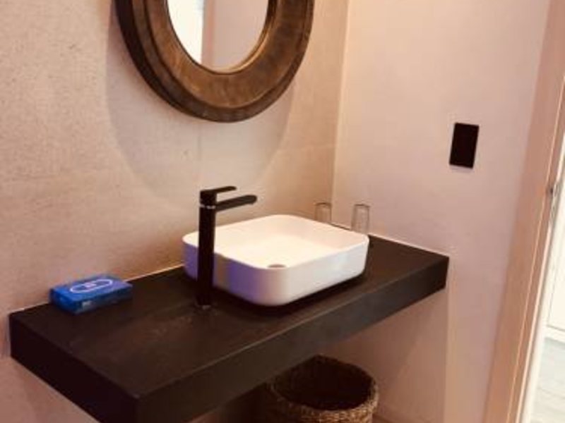 Abacus Suites  272449