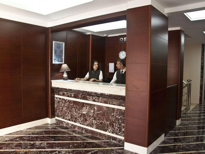Abel Hotel 240110