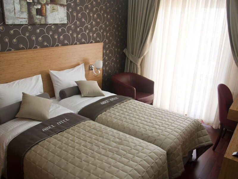 Abel Hotel 240111