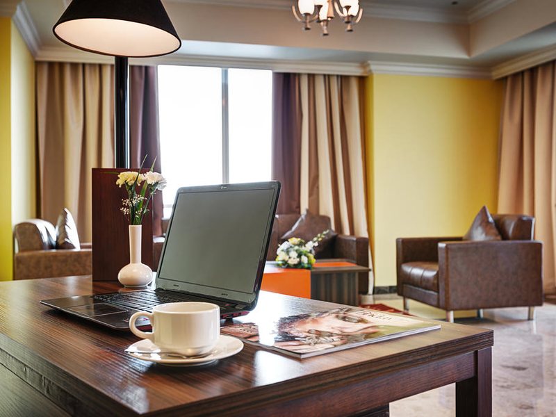 Abidos Hotel Apartment Dubailand 300351