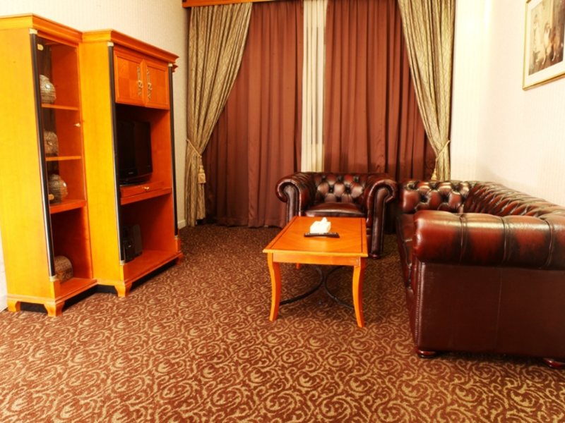 Abjar Grand Hotel 111200