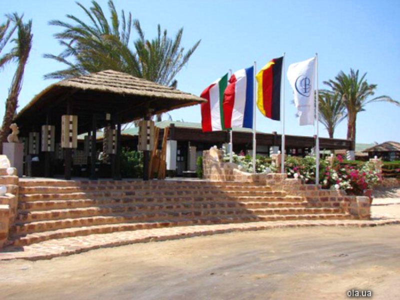 Abou Dabbab Diving Lodge   8876