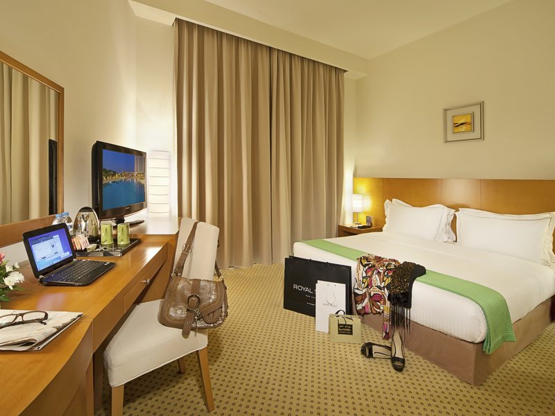 Acacia by Bin Majid 111312