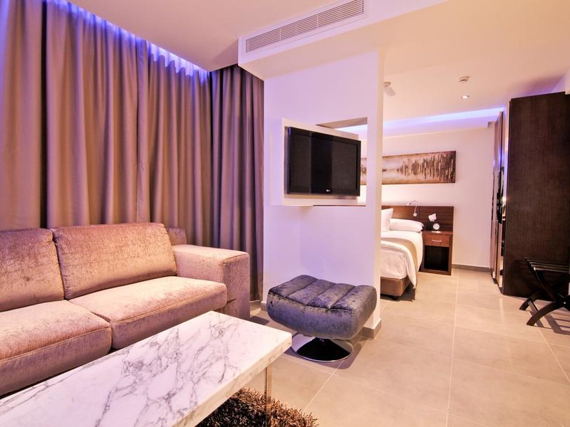 Achilleos City Hotel 162019