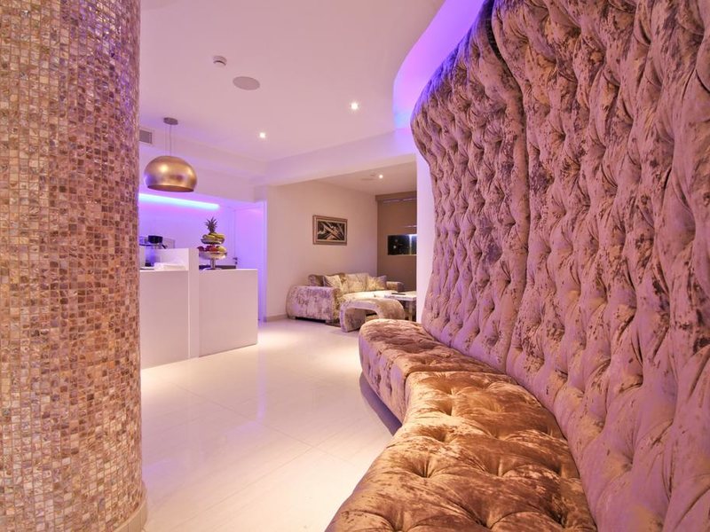 Achilleos City Hotel 162023