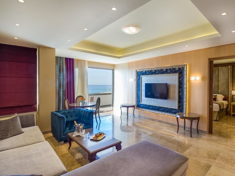 Adams Beach Hotel 289884