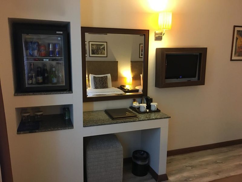 Adela Hotel 183102