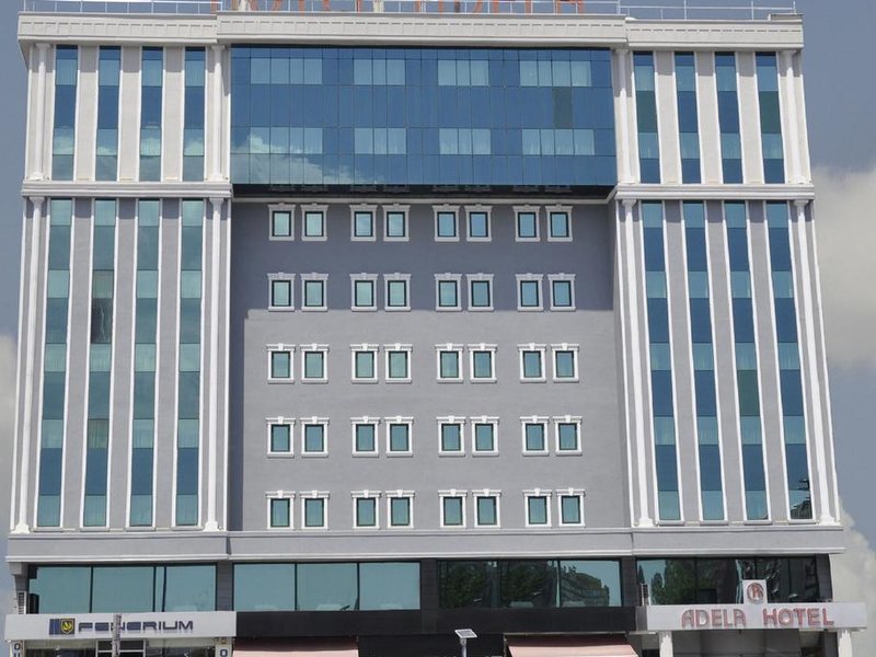 Adela Hotel 183107
