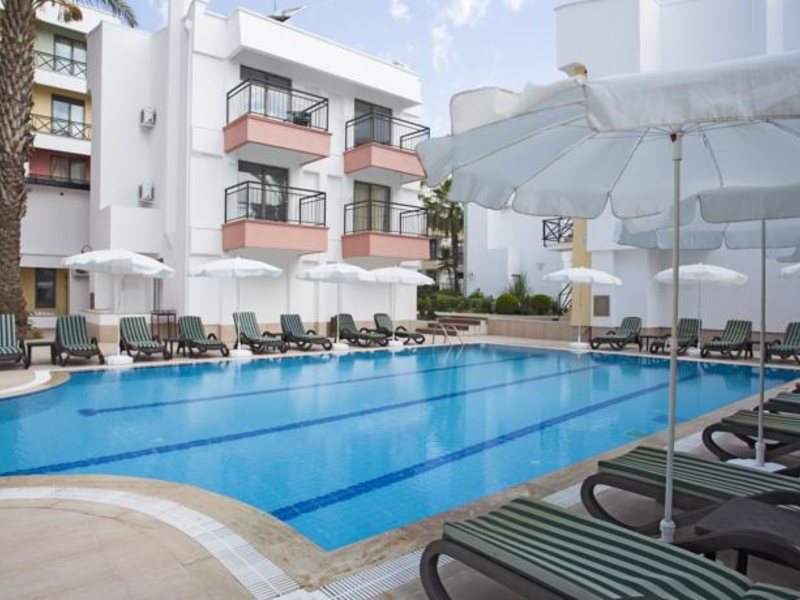 Adin Beach Hotel 318712