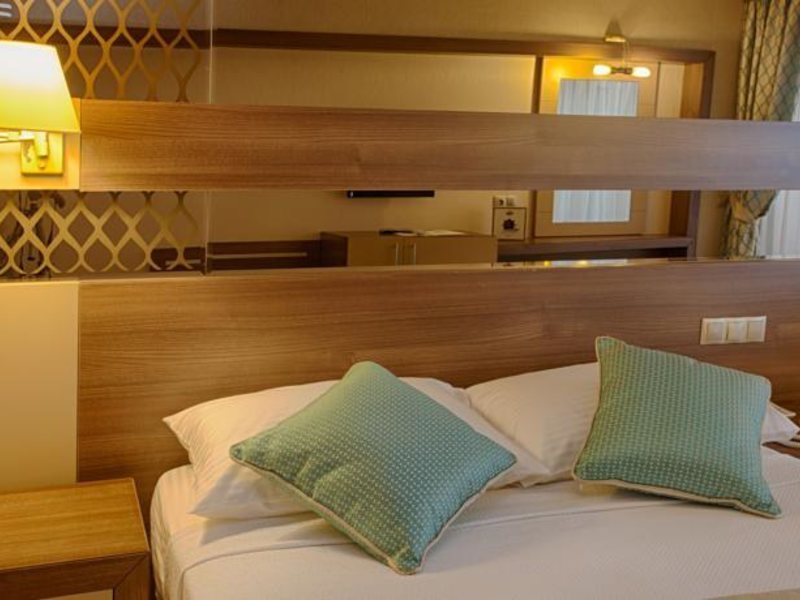 Adin Beach Hotel 318716