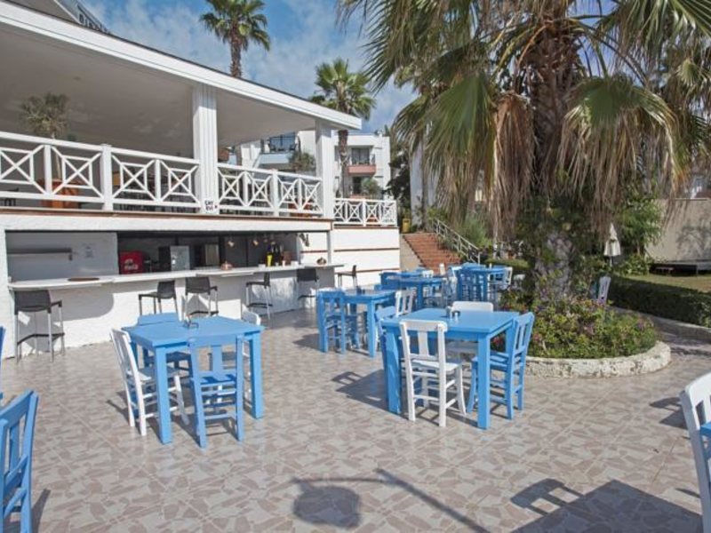 Adin Beach Hotel 318720